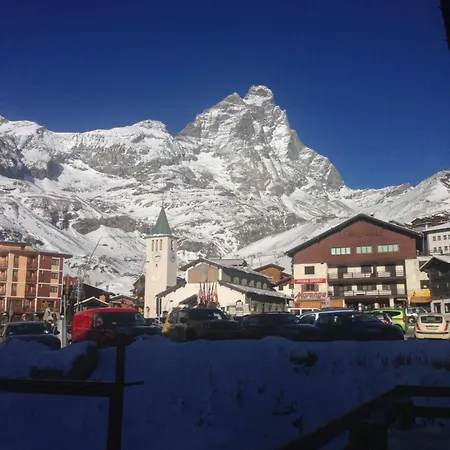 Casa Camos Cervinia * ブレウイル・チェルヴィナイア