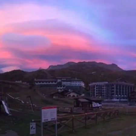 Casa Camos Cervinia ブレウイル・チェルヴィナイア